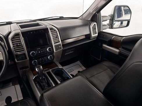 Used 2015 Ford F150 Lariat w/ Equipment Group 502A Luxury AWD/4WD image 22