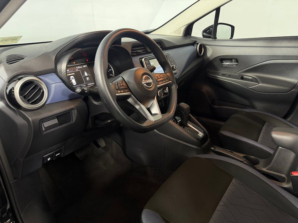 Used 2025 Nissan Versa SV FWD image 13