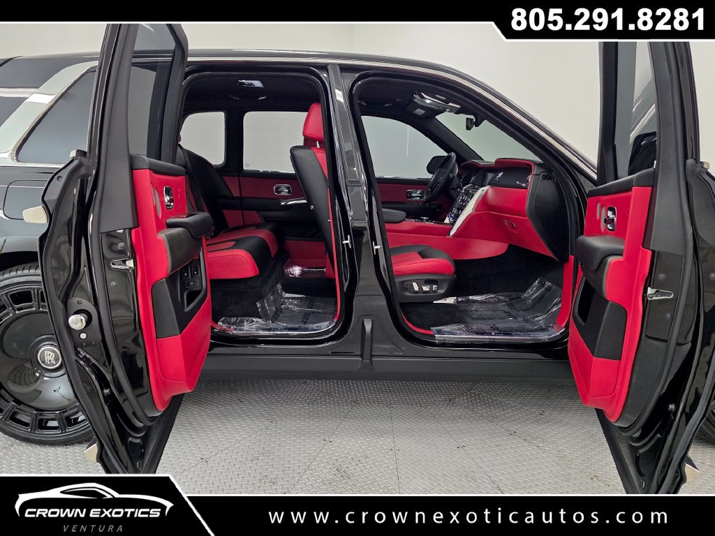 Used 2022 Rolls-Royce Cullinan w/ Interior Detailing Package AWD/4WD image 20