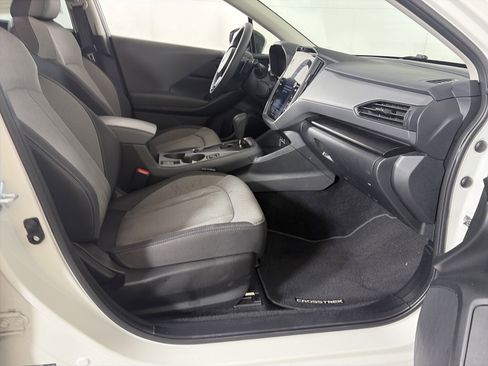 Used 2024 Subaru Crosstrek 2.0i Premium image 43