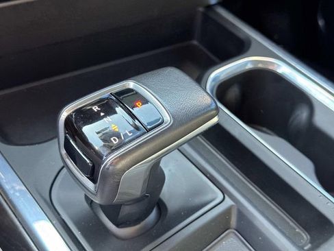 Used 2022 Chevrolet Silverado 1500 LTZ image 27