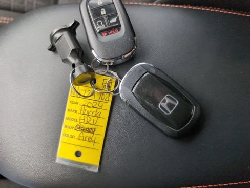 Certified 2024 Honda HR-V Sport image 32