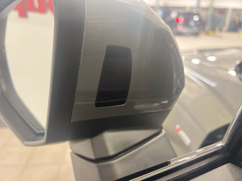 Used 2023 Audi Q3 2.0T Premium w/ Black Optic Sport Package image 11