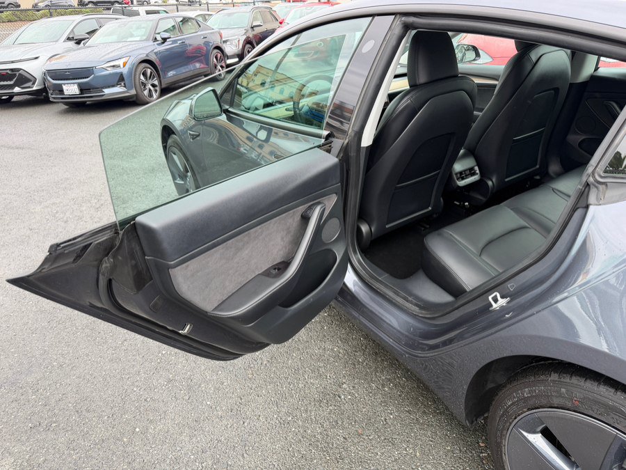 Used 2023 Tesla Model 3 Standard Range RWD image 40