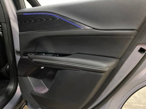 Used 2024 Cadillac Lyriq Sport RWD image 76