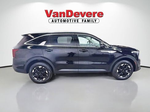 Used 2026 Kia Sorento S AWD/4WD image 11