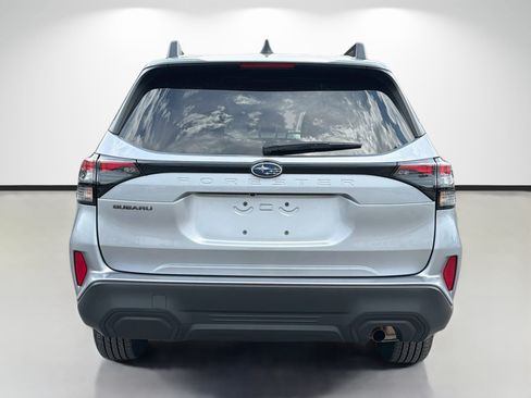 Used 2026 Subaru Forester Premium AWD/4WD image 4