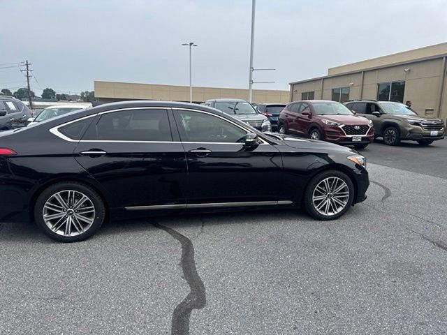 Used 2020 Genesis G80 3.8 RWD image 4