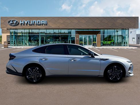 New 2026 Hyundai Sonata N Line FWD image 9