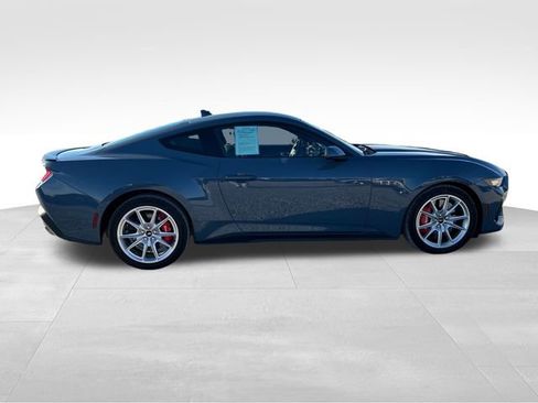 Used 2025 Ford Mustang GT Premium image 6