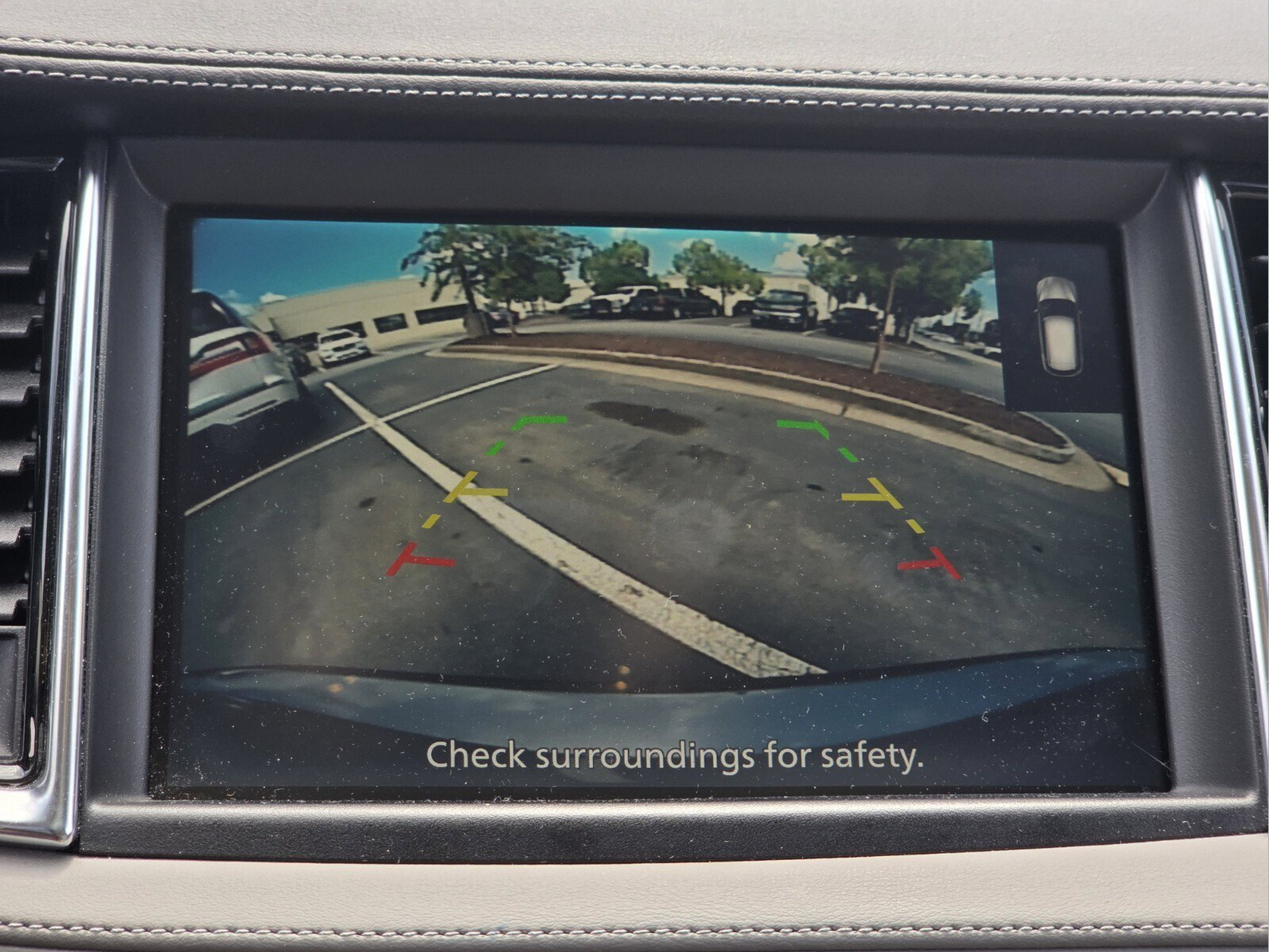 Used 2023 INFINITI QX50 Luxe FWD image 17
