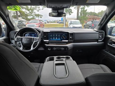 Certified 2022 Chevrolet Silverado 1500 RST image 12