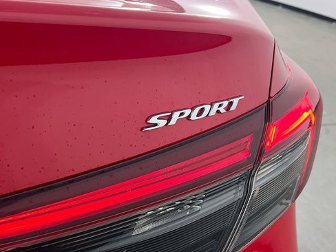 Used 2025 Honda Civic Sport image 36