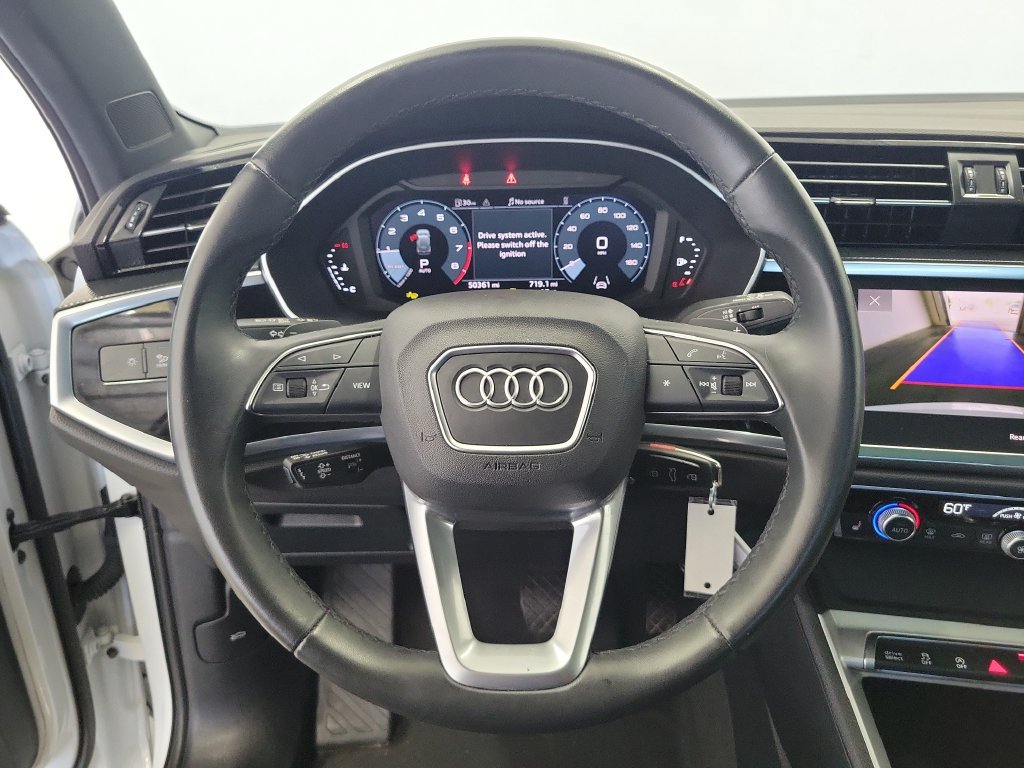Used 2025 Audi Q3 2.0T Premium AWD/4WD image 24