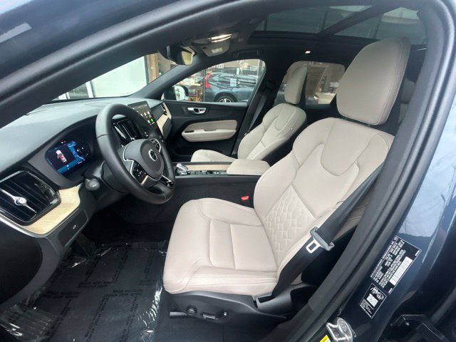 Used 2026 Volvo XC60 B5 Plus AWD/4WD image 20