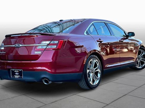 Used 2017 Ford Taurus SHO image 12