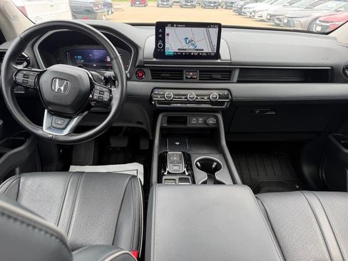 Certified 2024 Honda Pilot Elite image 12