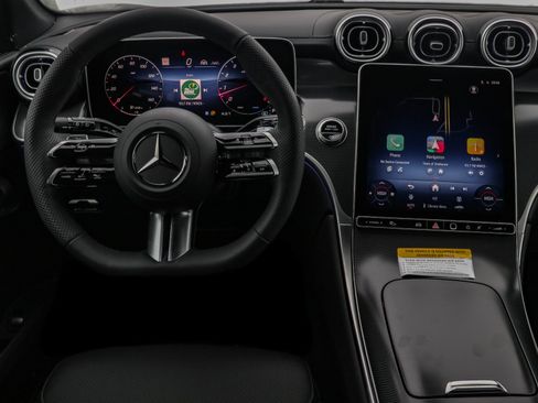 New 2026 Mercedes-Benz GLC 300 4MATIC image 16