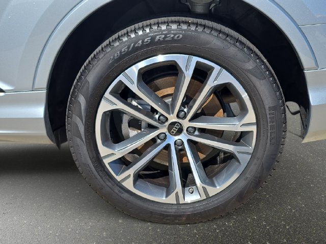Certified 2026 Audi Q7 3.0T Premium w/ Convenience Plus Package AWD/4WD image 38