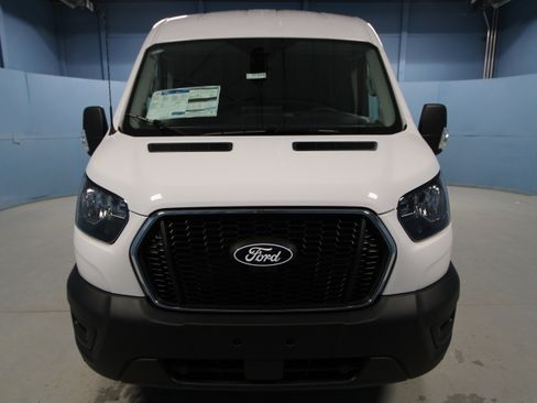 New 2026 Ford Transit 350 148 Medium Roof image 18