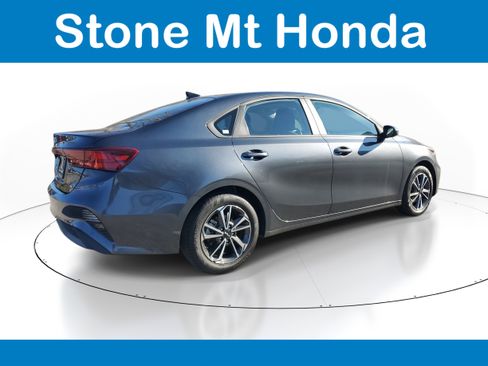 Used 2024 Kia Forte LXS image 6