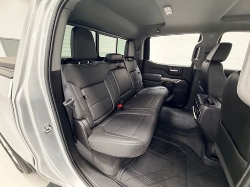 Certified 2022 Chevrolet Silverado 1500 LTZ w/ LTZ Convenience Package II AWD/4WD image 29