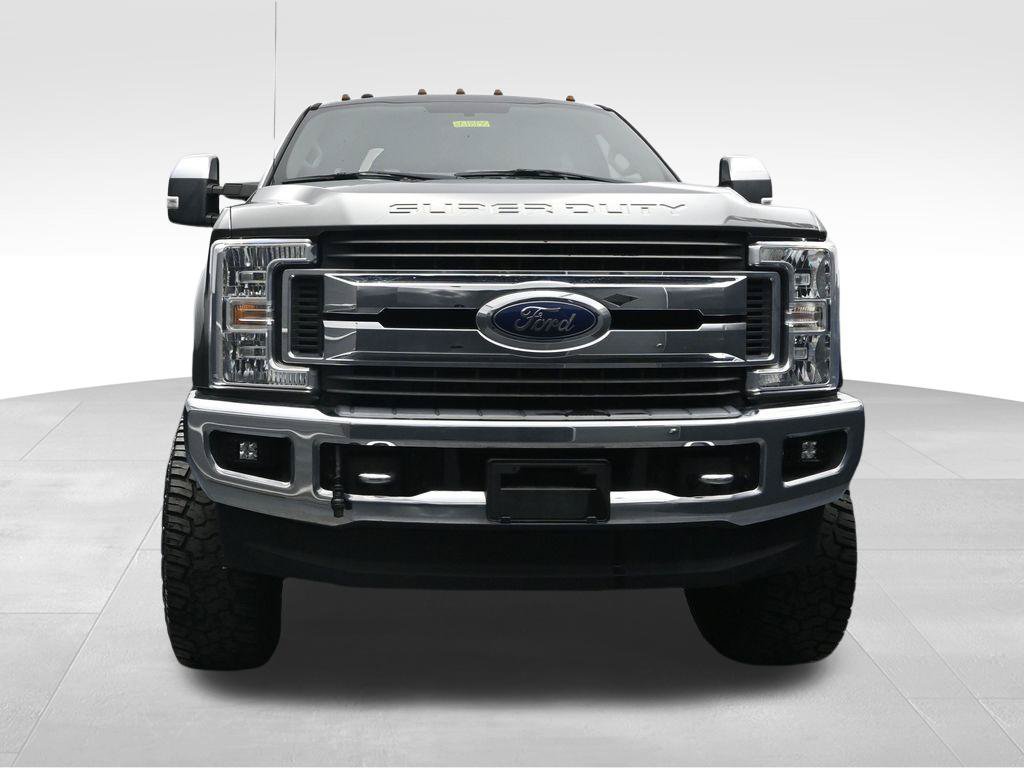 Used 2018 Ford F250 XLT w/ XLT Premium Package AWD/4WD image 8