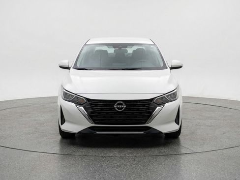 Used 2025 Nissan Sentra S FWD image 2