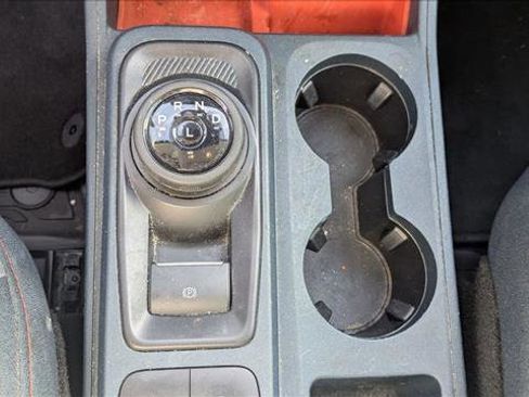 Used 2022 Ford Maverick XLT image 11