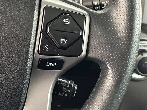 Used 2018 Toyota 4Runner Limited AWD/4WD image 23