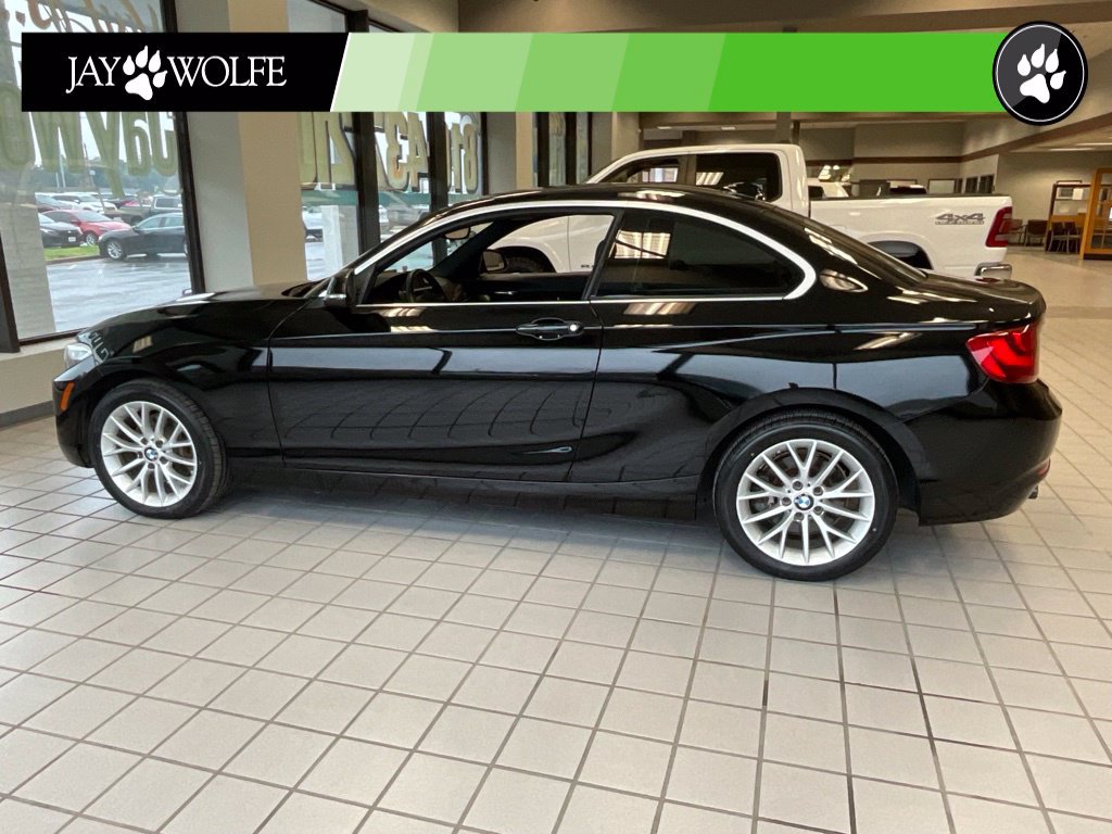 Used 2016 BMW 228i xDrive Coupe AWD/4WD image 4