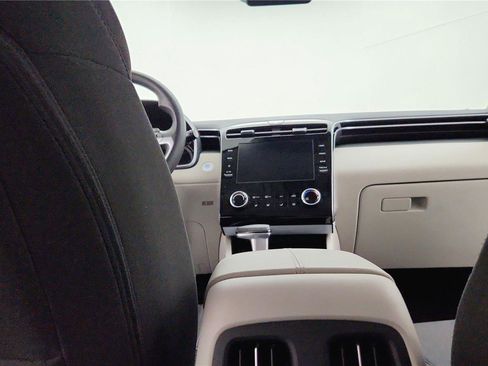 Used 2022 Hyundai Tucson SEL image 17