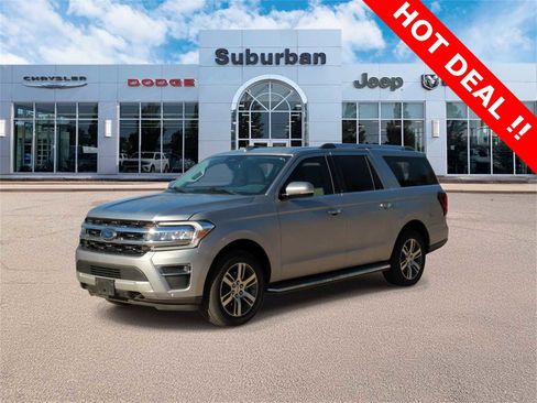 Used 2023 Ford Expedition Max Limited image 4