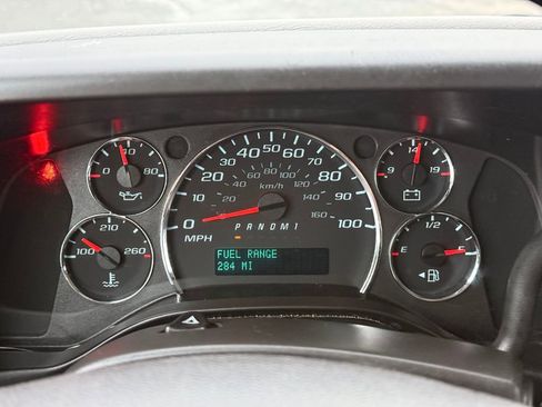 Used 2019 GMC Savana 2500 w/ Driver Convenience Package image 22