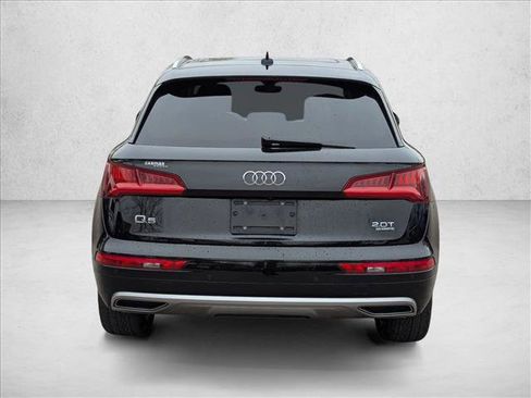 Used 2018 Audi Q5 2.0T Premium Plus w/ Premium Plus Package image 6
