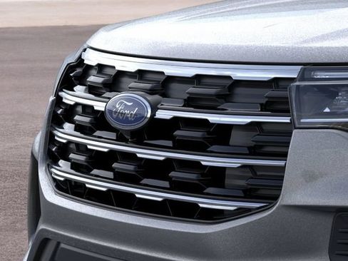 New 2026 Ford Explorer Active RWD image 17