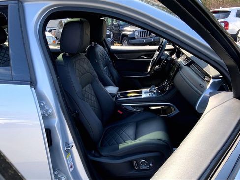 Used 2021 Jaguar F-PACE S image 9