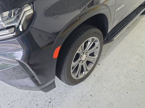 Used 2022 Chevrolet Tahoe LT w/ LT Signature Package AWD/4WD image 9