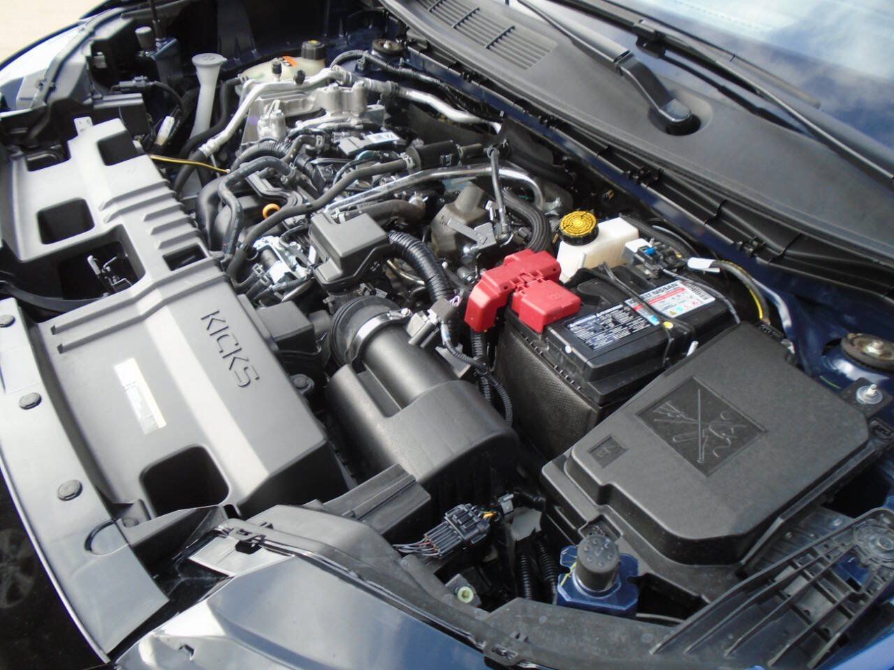Used 2025 Nissan Kicks SV FWD image 19