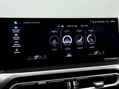 Used 2024 BMW M2 RWD image 75