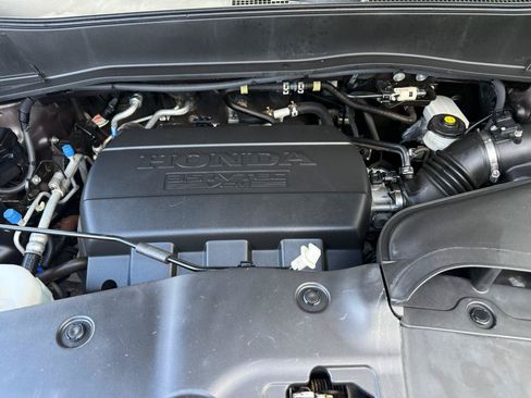 Used 2012 Honda Pilot Touring image 21