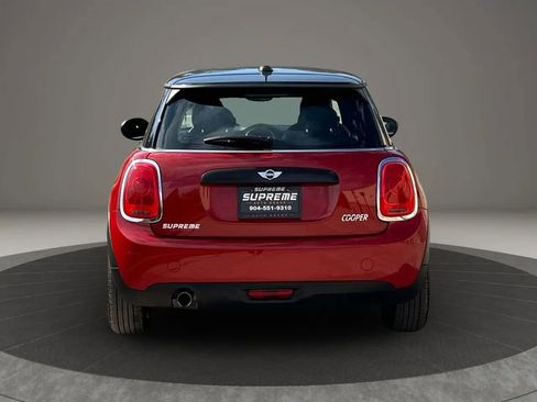 Used 2016 MINI Cooper 2-Door Hardtop image 4