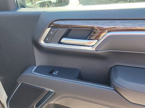 New 2026 GMC Sierra 1500 Elevation w/ LPO, Elevation Black Package image 37