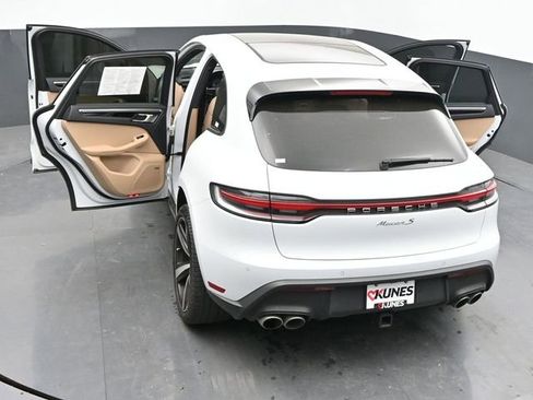 Used 2023 Porsche Macan S AWD/4WD image 61