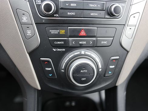 Used 2017 Hyundai Santa Fe Sport AWD/4WD image 25