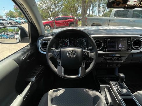 Used 2023 Toyota Tacoma SR5 RWD image 12