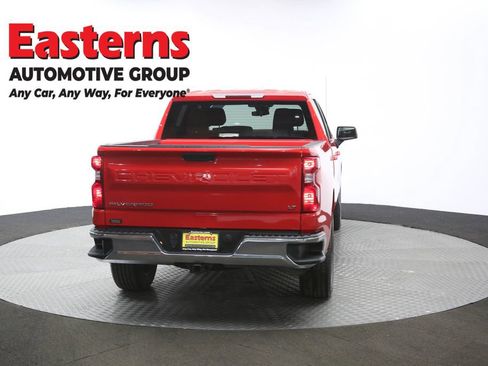 Used 2023 Chevrolet Silverado 1500 LT AWD/4WD image 40
