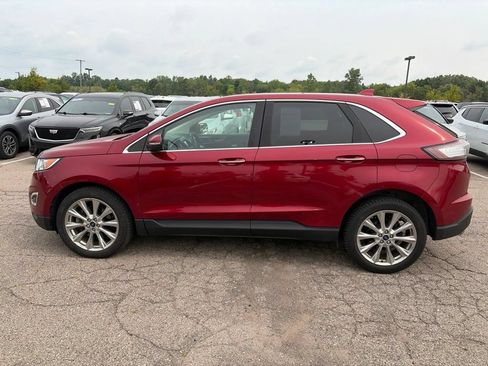 Used 2018 Ford Edge Titanium w/ Equipment Group 301A AWD/4WD image 8