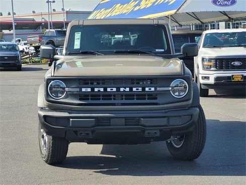 New 2025 Ford Bronco Big Bend image 3