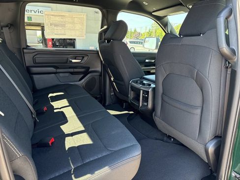 New 2026 RAM 1500 Express AWD/4WD image 13